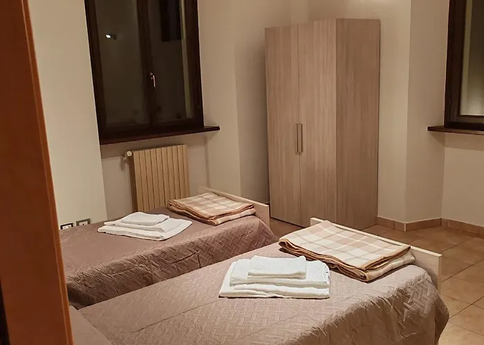 Rifugio Escursionistico Valdivilla Bed & Breakfast *