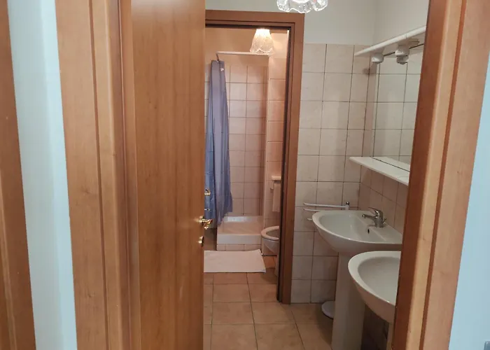 Rifugio Escursionistico Valdivilla *